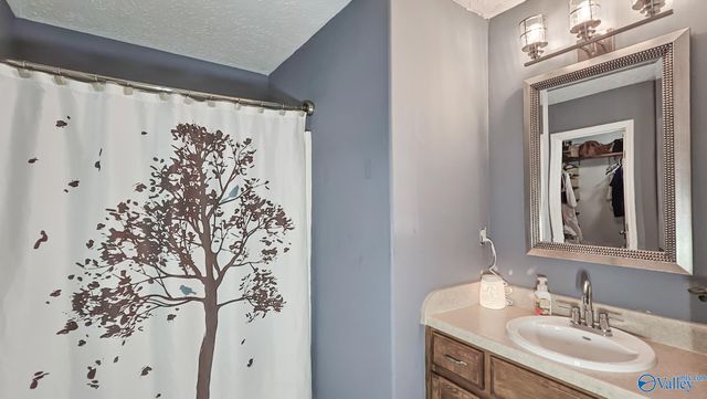 18372 Upland Trail, Athens, AL 35613