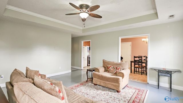 18372 Upland Trail, Athens, AL 35613