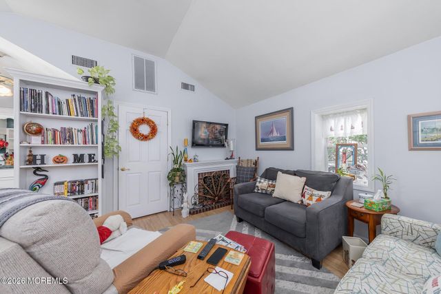 3107 Victor Avenue, Toms River, NJ 08753