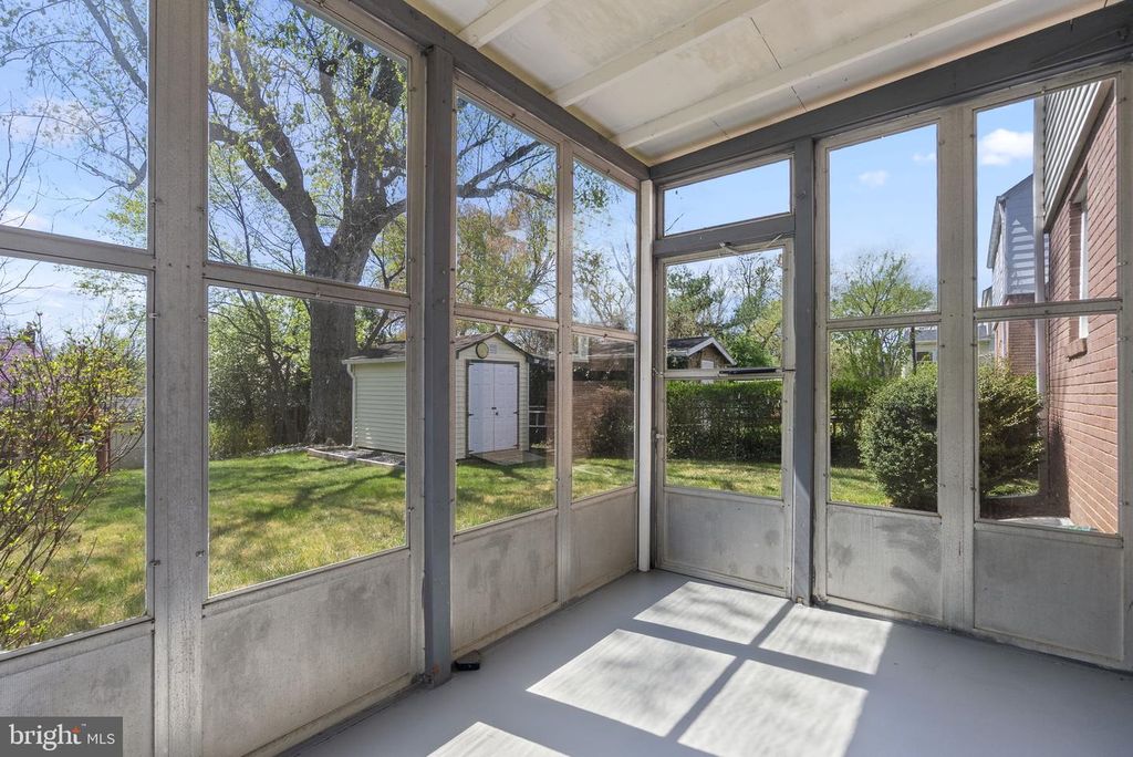 Image 27 of property listing at 2414 DEXTER AVE, Silver Spring, MD 20902