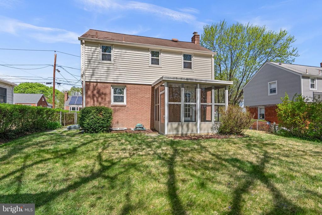 Image 28 of property listing at 2414 DEXTER AVE, Silver Spring, MD 20902