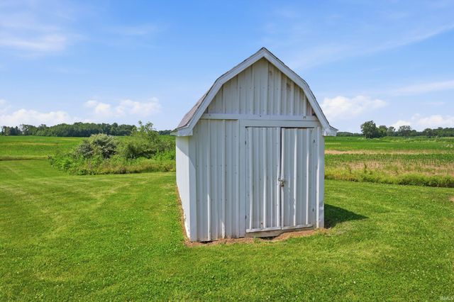 1857 N County Road 300 West, New Castle, IN 47362