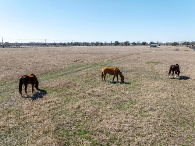 105 River Valley DR, Georgetown, TX 78626