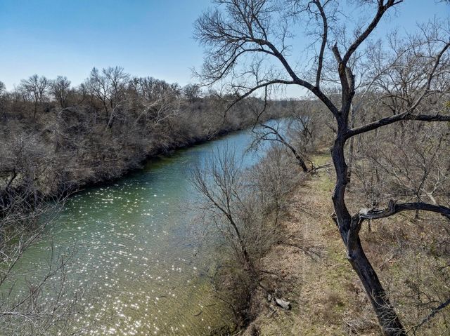 105 River Valley DR, Georgetown, TX 78626