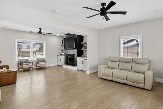 10079 Benamin Drive, Granger, IN 46530