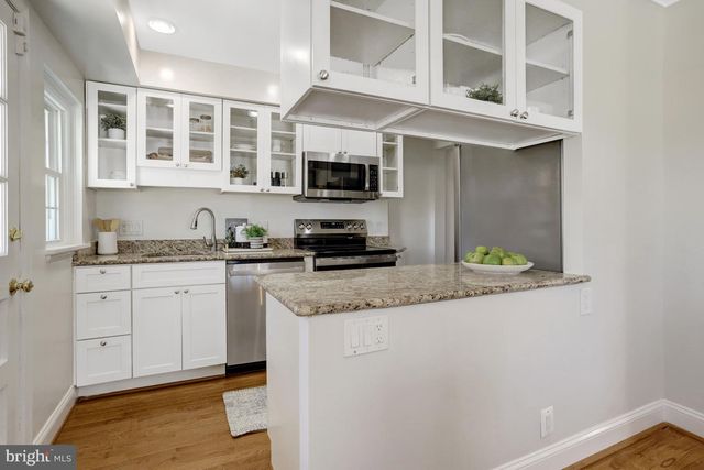 4651 36TH ST S, Arlington, VA 22206