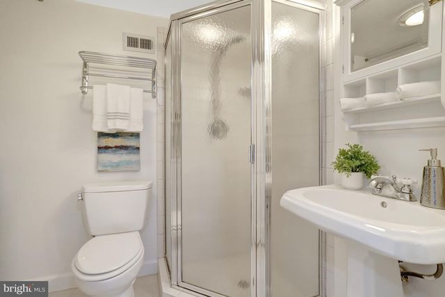 4651 36TH ST S, Arlington, VA 22206