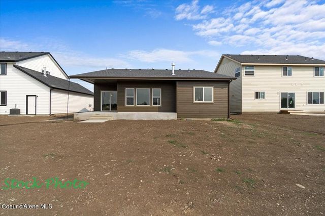 1136 Jersey St, Sandpoint, ID 83864