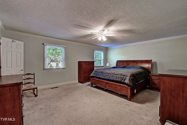 2734 East Oakland Avenue B-9, Johnson City, TN 37601