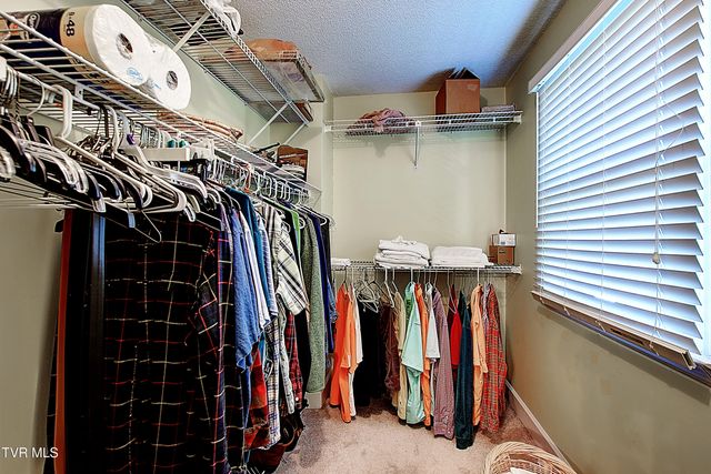 2734 East Oakland Avenue B-9, Johnson City, TN 37601