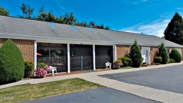 2734 East Oakland Avenue B-9, Johnson City, TN 37601