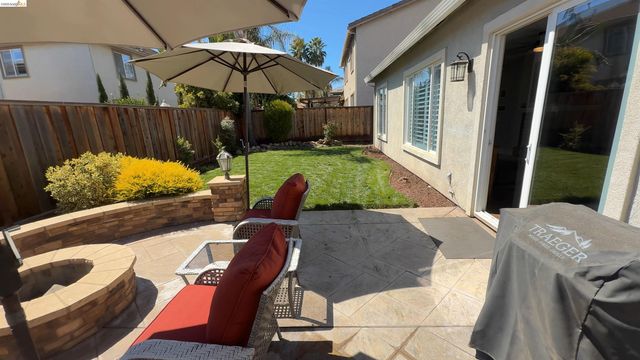 2072 Bridgeport Loop, Discovery Bay, CA 94505