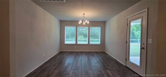 1896 E Tucson Court, Broken Arrow, OK 74011