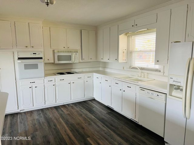 4130 Terrace Drive, Ayden, NC 28513