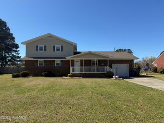 4130 Terrace Drive, Ayden, NC 28513