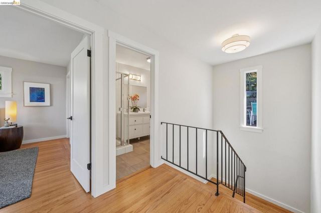 189 Fairlawn Dr, Berkeley, CA 94708