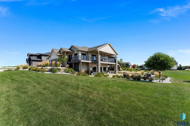 5601 E Chandler Dr Drive, Sioux Falls, SD 57110