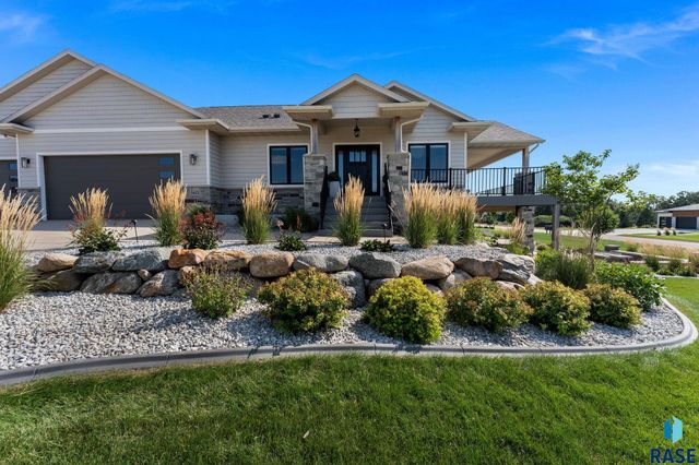 5601 E Chandler Dr Drive, Sioux Falls, SD 57110