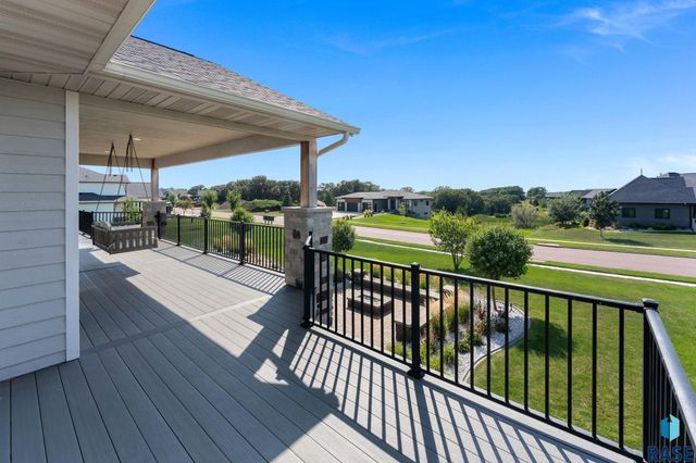 5601 E Chandler Dr Drive, Sioux Falls, SD 57110