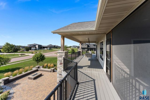 5601 E Chandler Dr Drive, Sioux Falls, SD 57110