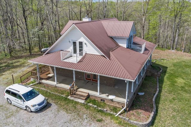 347 Mayberry Dr, Smithville, TN 37166
