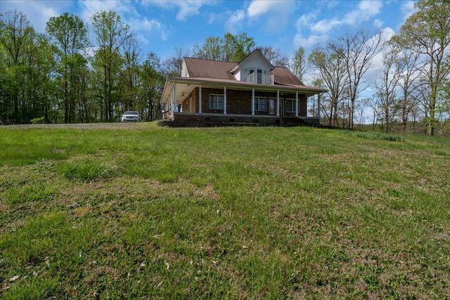347 Mayberry Dr, Smithville, TN 37166
