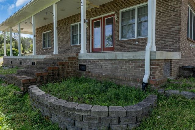 347 Mayberry Dr, Smithville, TN 37166