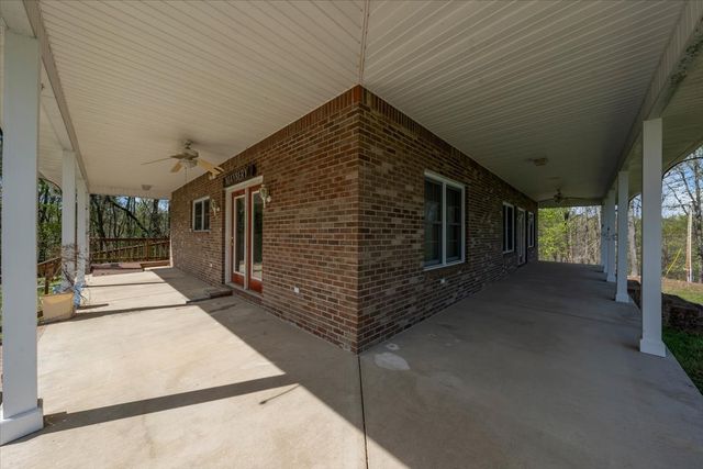 347 Mayberry Dr, Smithville, TN 37166