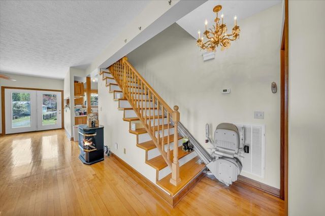 347 Mayberry Dr, Smithville, TN 37166