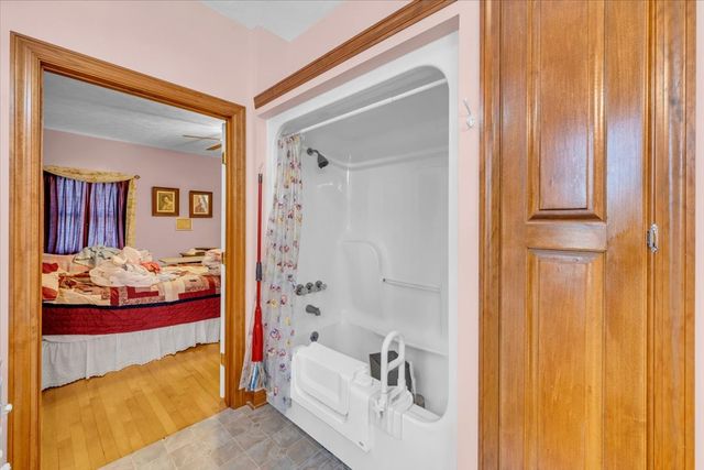 347 Mayberry Dr, Smithville, TN 37166