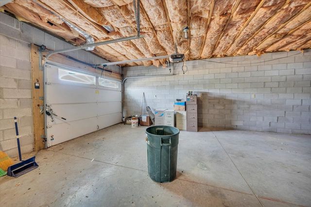 347 Mayberry Dr, Smithville, TN 37166