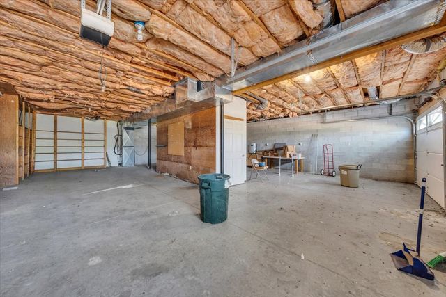 347 Mayberry Dr, Smithville, TN 37166
