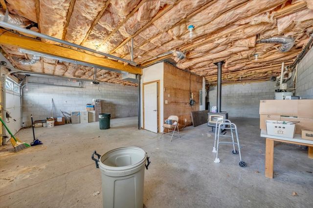 347 Mayberry Dr, Smithville, TN 37166
