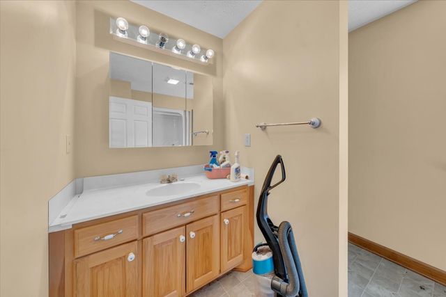 347 Mayberry Dr, Smithville, TN 37166