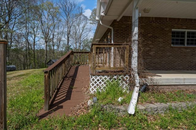 347 Mayberry Dr, Smithville, TN 37166