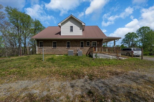347 Mayberry Dr, Smithville, TN 37166