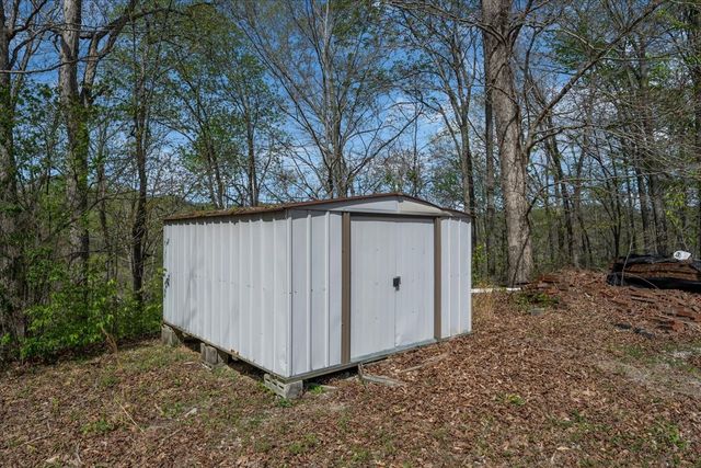 347 Mayberry Dr, Smithville, TN 37166