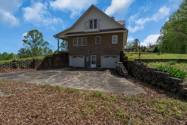 347 Mayberry Dr, Smithville, TN 37166