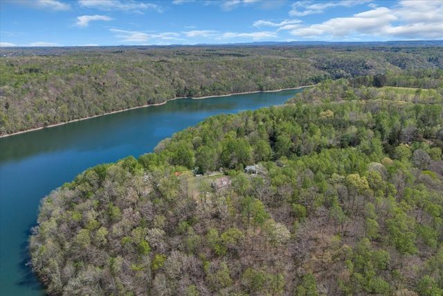 347 Mayberry Dr, Smithville, TN 37166