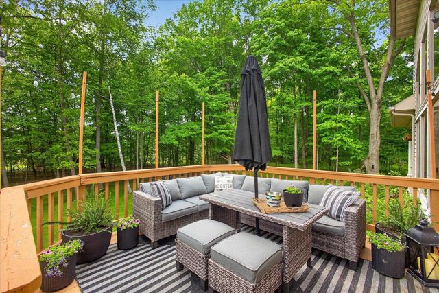 2813 RIVER FOREST HILLS DRIVE, Pulaski, WI 54162