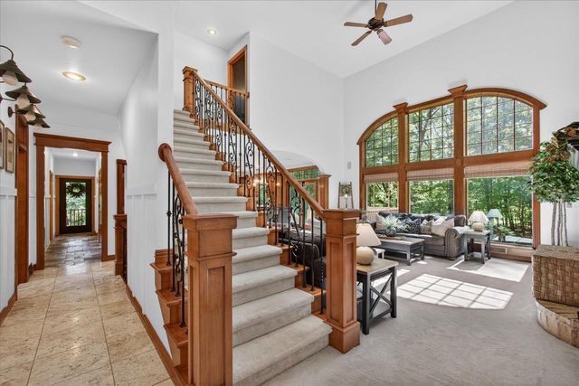 2813 RIVER FOREST HILLS DRIVE, Pulaski, WI 54162
