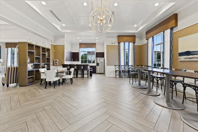 6019 Woods Edge Circle, Riviera Beach, FL 33410