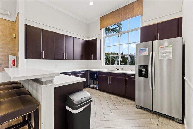 6019 Woods Edge Circle, Riviera Beach, FL 33410