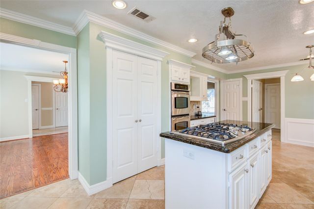 8906 Herts Road, Spring, TX 77379