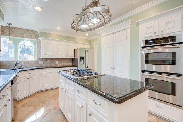 8906 Herts Road, Spring, TX 77379