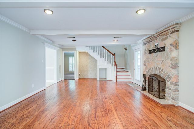 8906 Herts Road, Spring, TX 77379