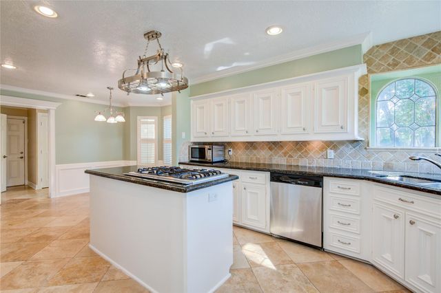 8906 Herts Road, Spring, TX 77379