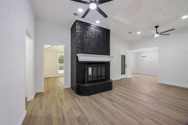 446 Silver Creek Drive, Duncanville, TX 75137