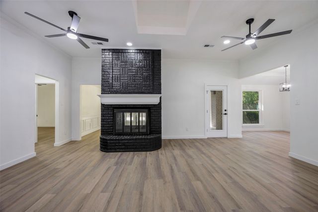 446 Silver Creek Drive, Duncanville, TX 75137