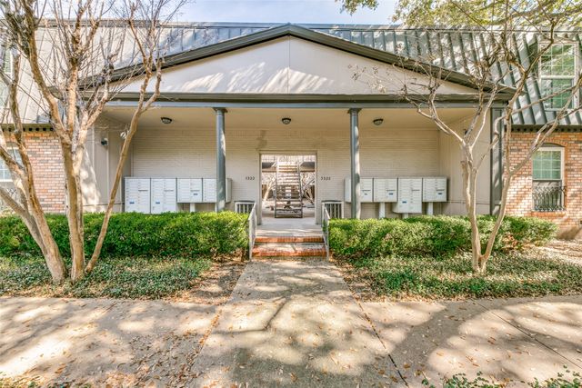 5322 Fleetwood Oaks Avenue 242, Dallas, TX 75235